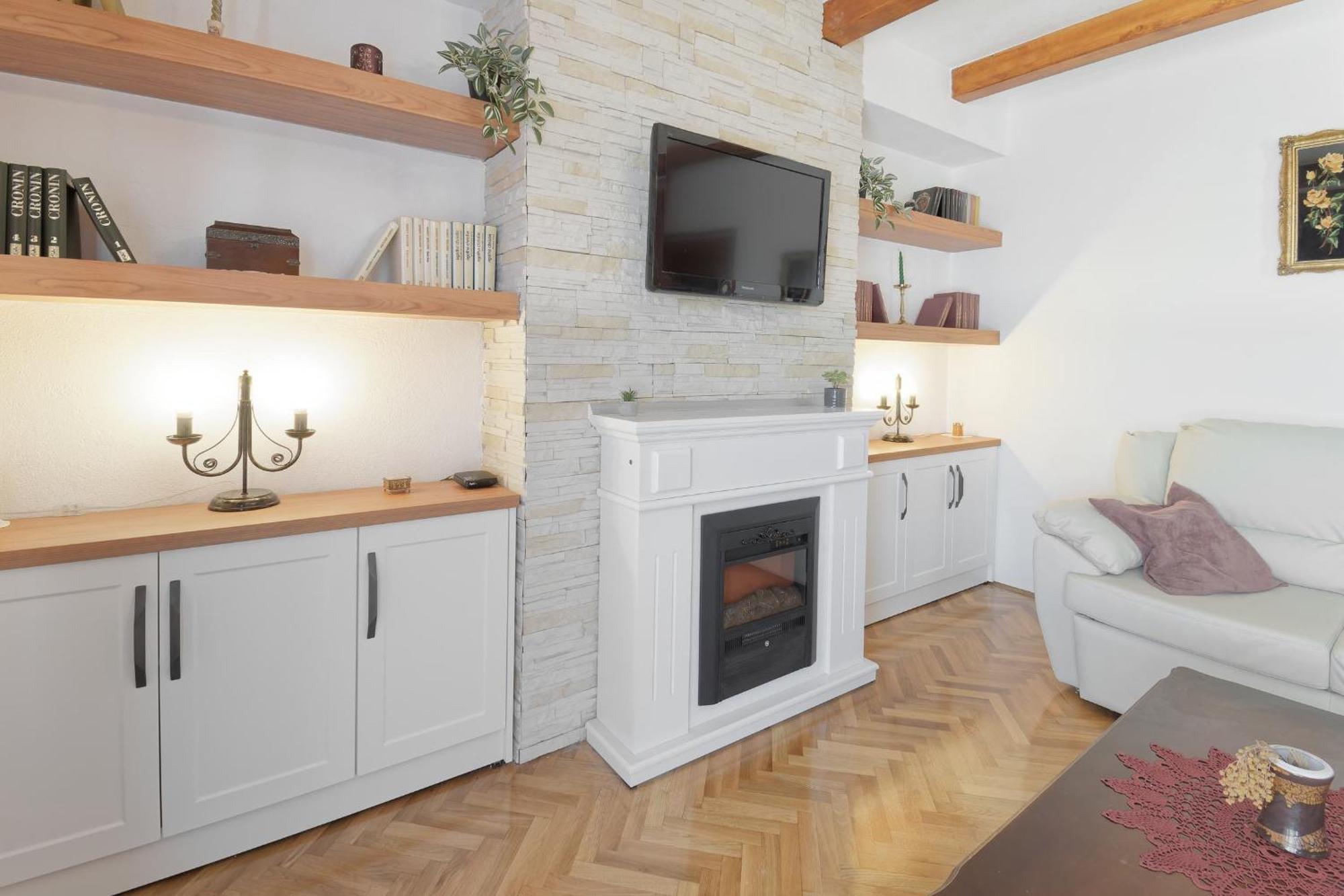Holiday Home Vlady By Rent Istria 布耶 外观 照片